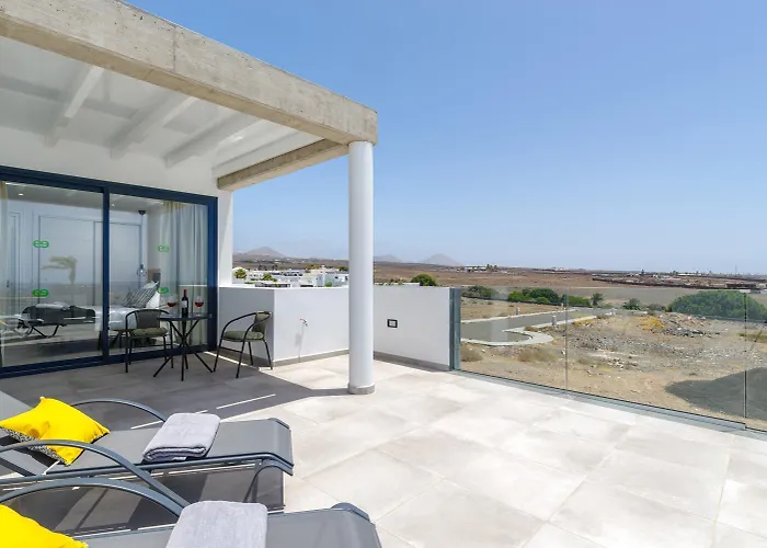 Maria 7 Puerto Calero