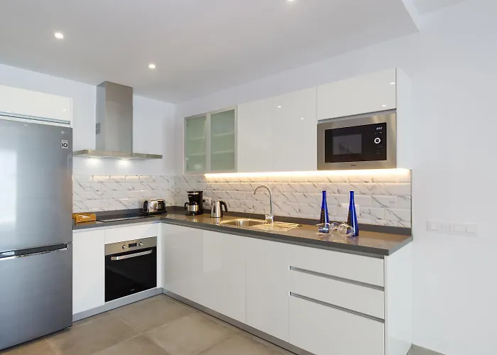 Maria 7 * Puerto Calero