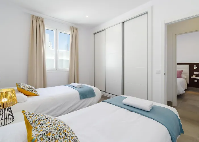 Maria 7 Puerto Calero