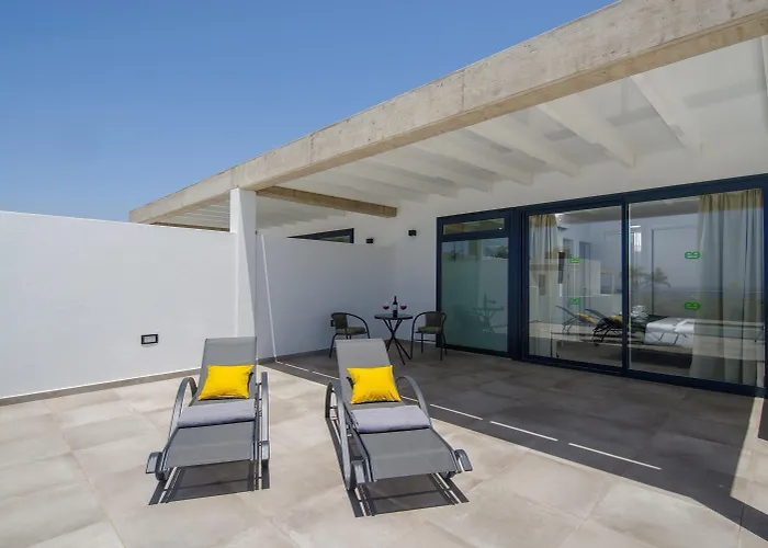 Maria 7 Puerto Calero